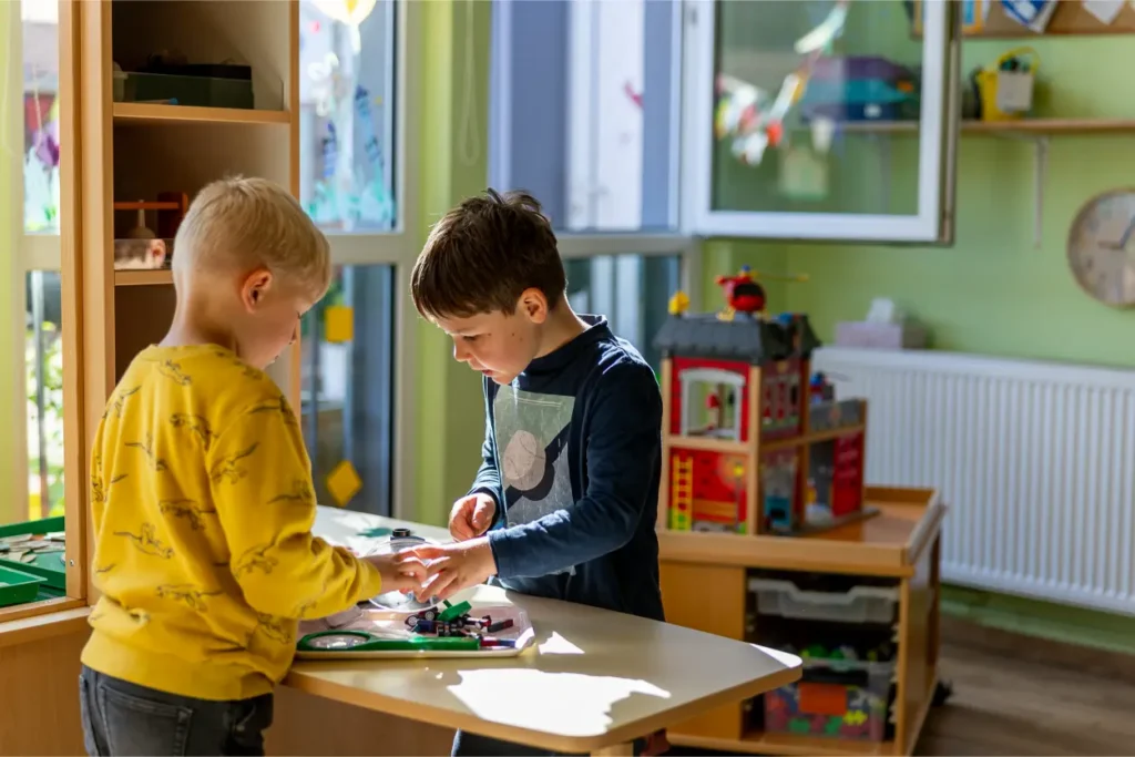 AWO Goldenes Schlüsselchen (12)