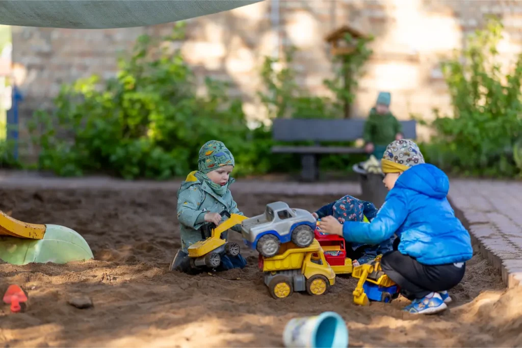 AWO Goldenes Schlüsselchen (6)